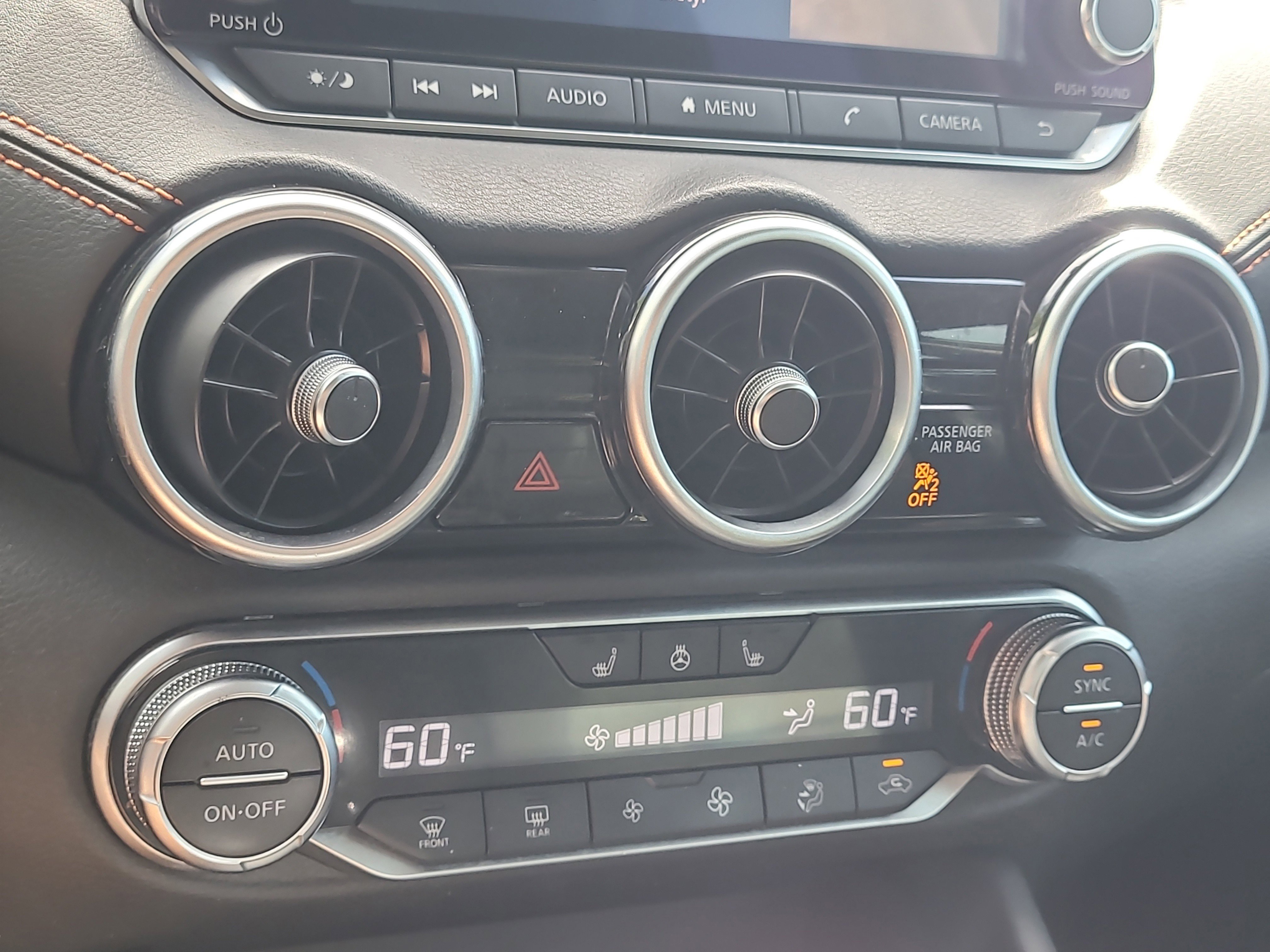 Used 2020 Nissan Sentra SR w/ Premium Package FWD image 25