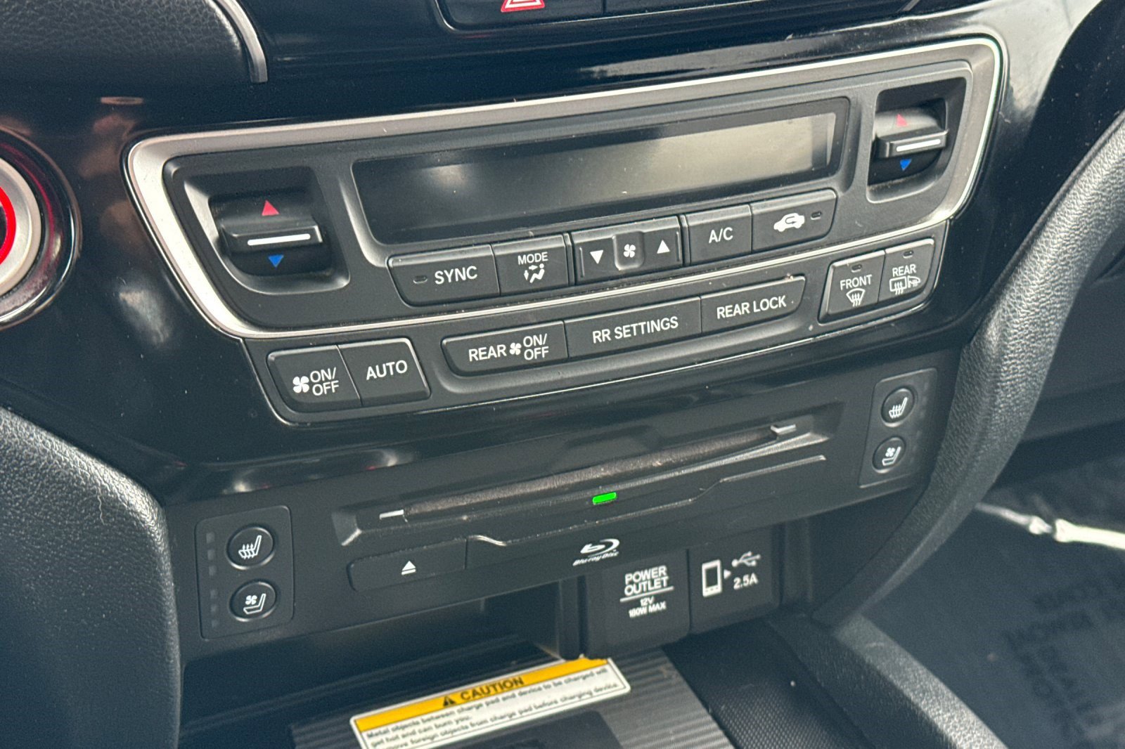 Used 2022 Honda Pilot Black Edition image 19