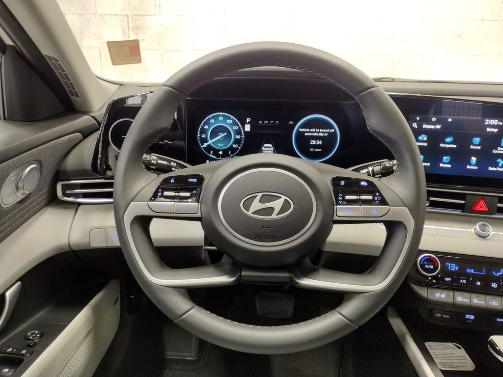 New 2026 Hyundai Elantra Limited FWD image 39