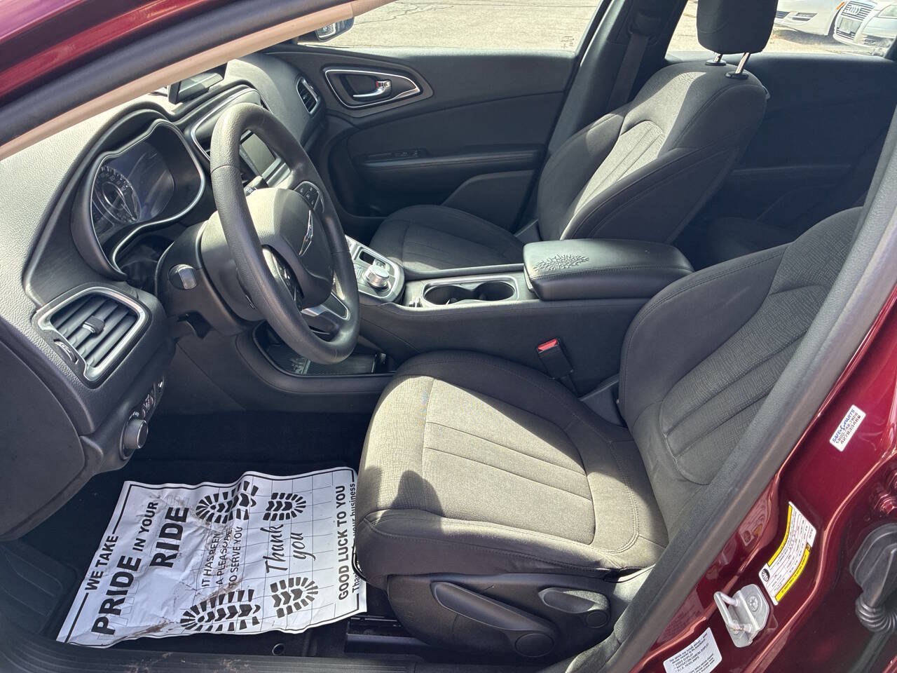 Used 2015 Chrysler 200 Limited FWD image 10