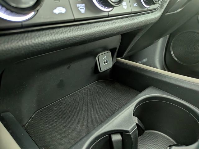 Used 2023 Honda HR-V LX image 8