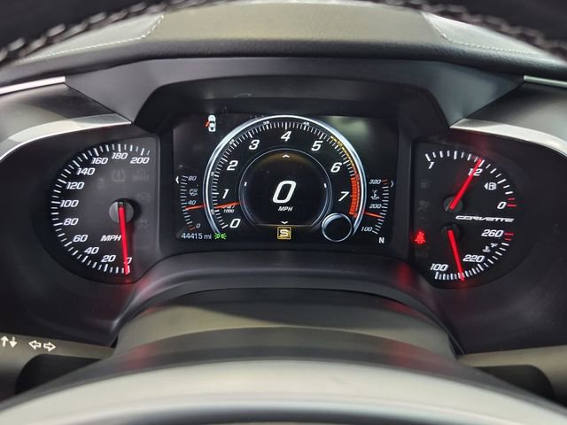 Used 2017 Chevrolet Corvette Stingray Coupe w/ 1LT RWD image 25