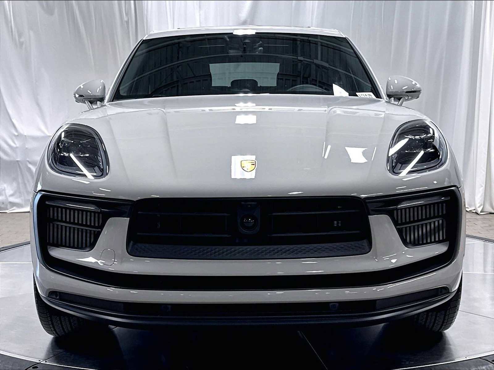 New 2026 Porsche Macan S AWD/4WD image 10