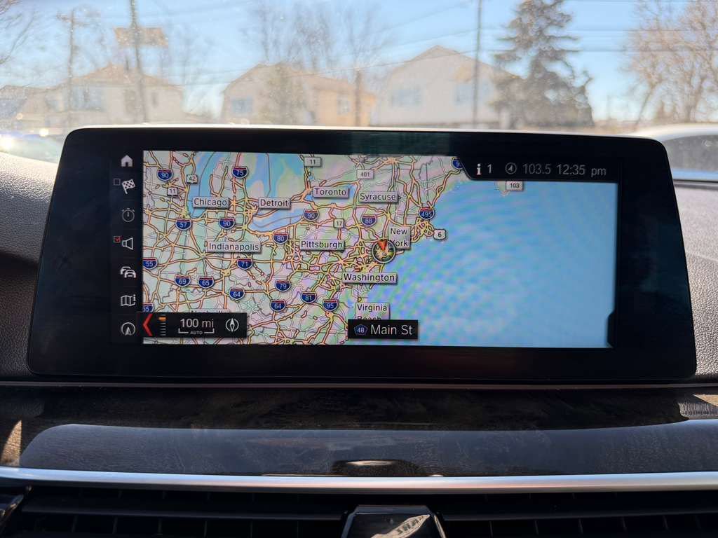 Used 2017 BMW 540i xDrive w/ Premium Package image 34