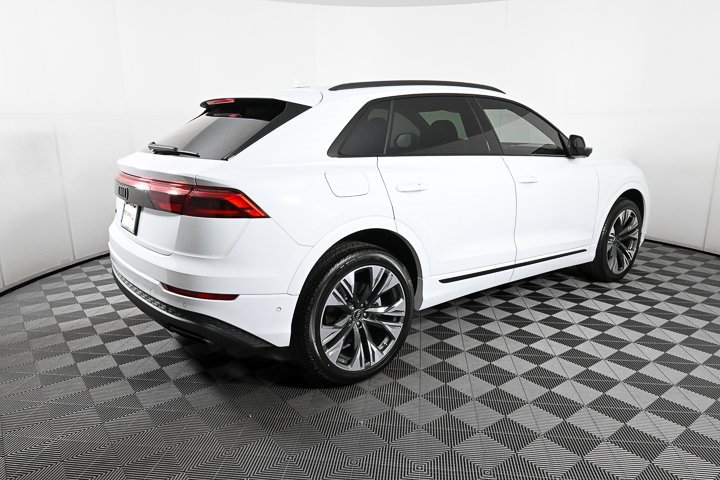 New 2025 Audi Q8 Premium image 22