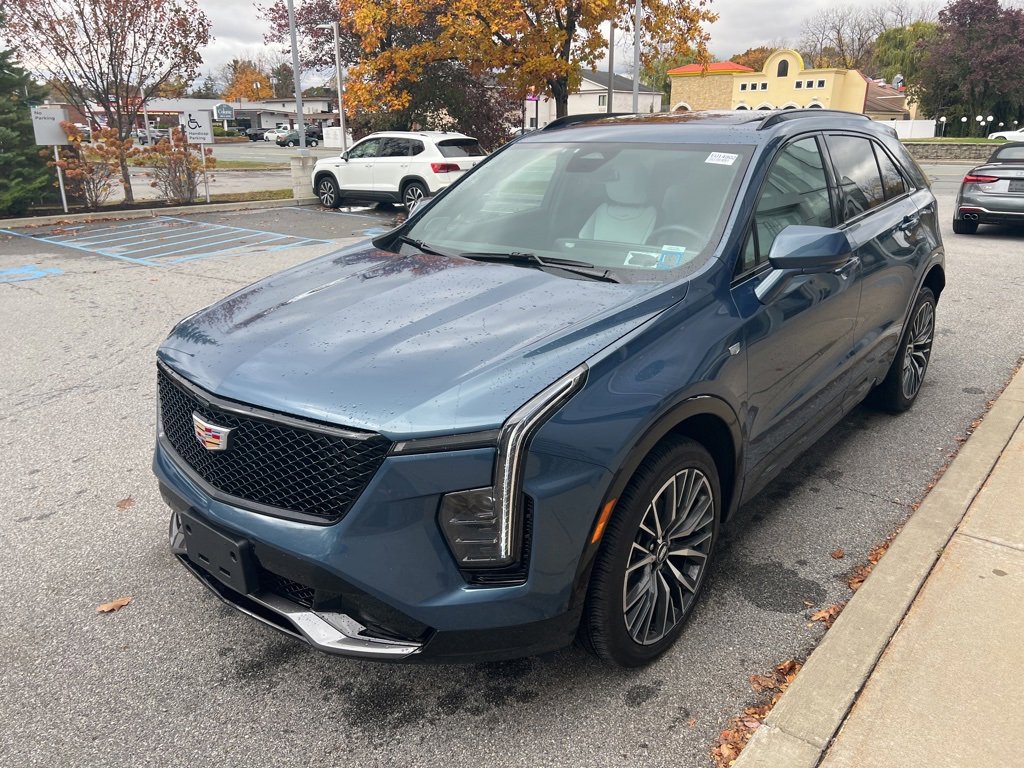 Used 2025 Cadillac XT4 Sport image 43