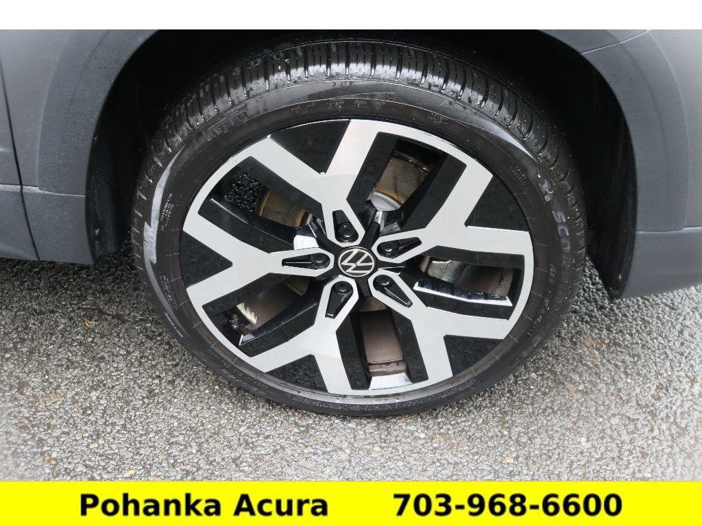 Used 2023 Volkswagen Taos SEL image 36