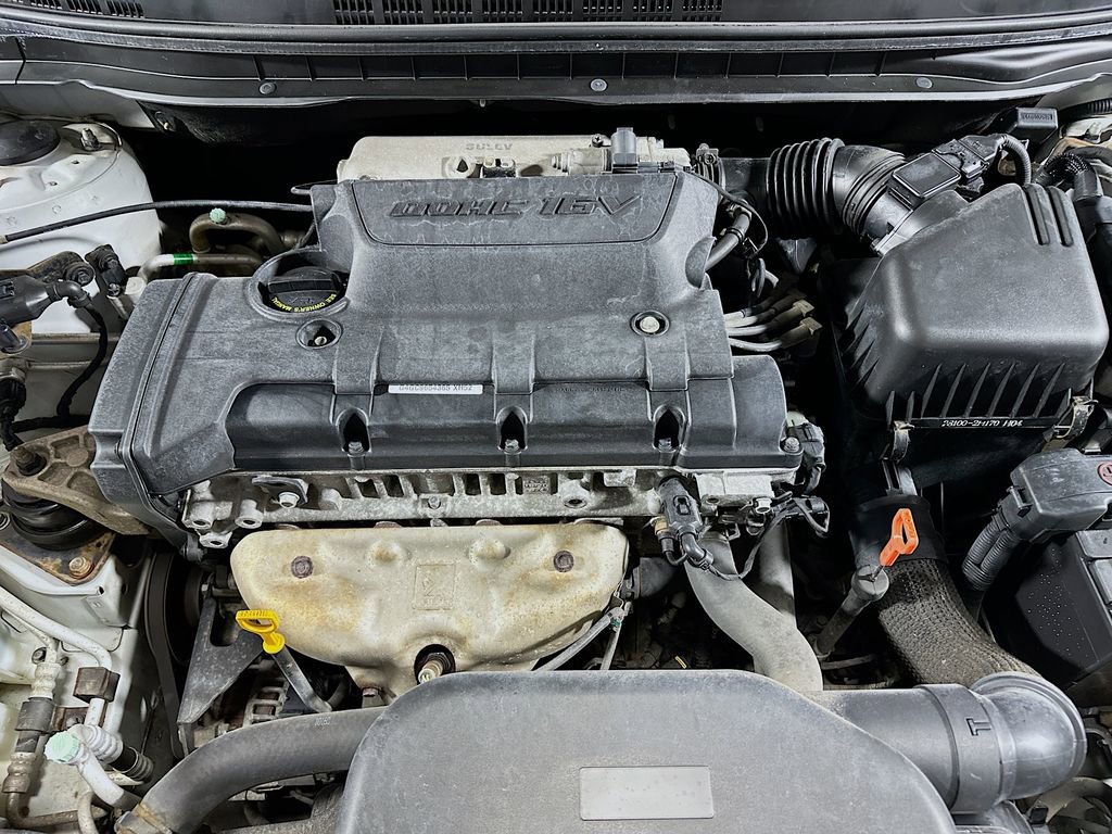Used 2010 Hyundai Elantra GLS w/ Sunroof Pkg 3 FWD image 29