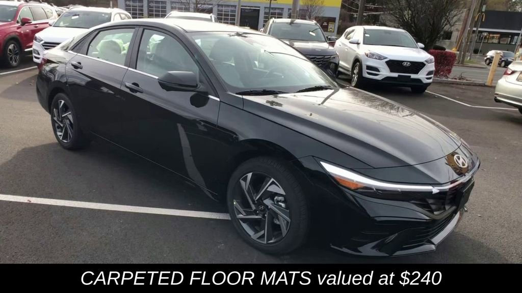 New 2025 Hyundai Elantra Limited image 2