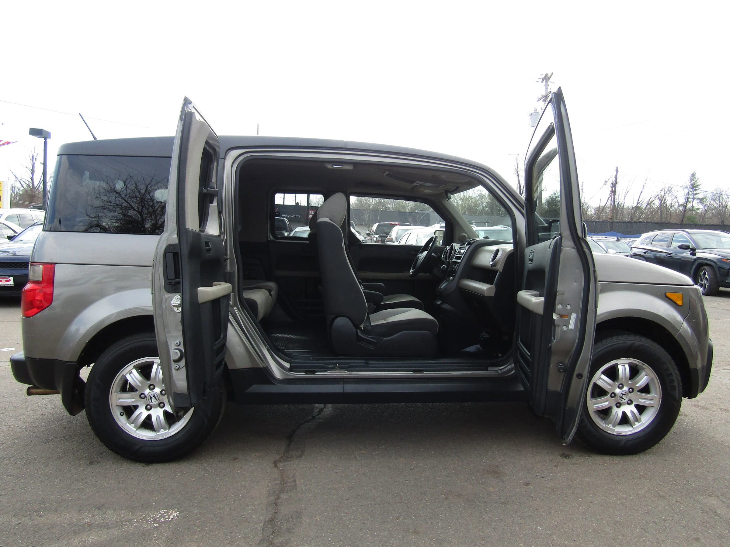 Used 2008 Honda Element EX image 11