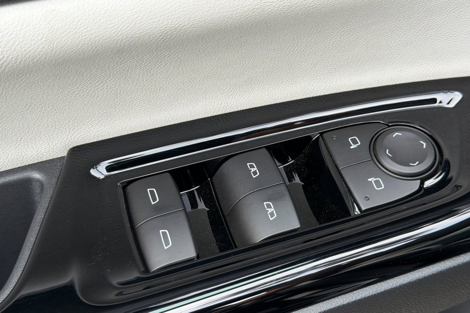 New 2026 Honda Prologue Touring image 12