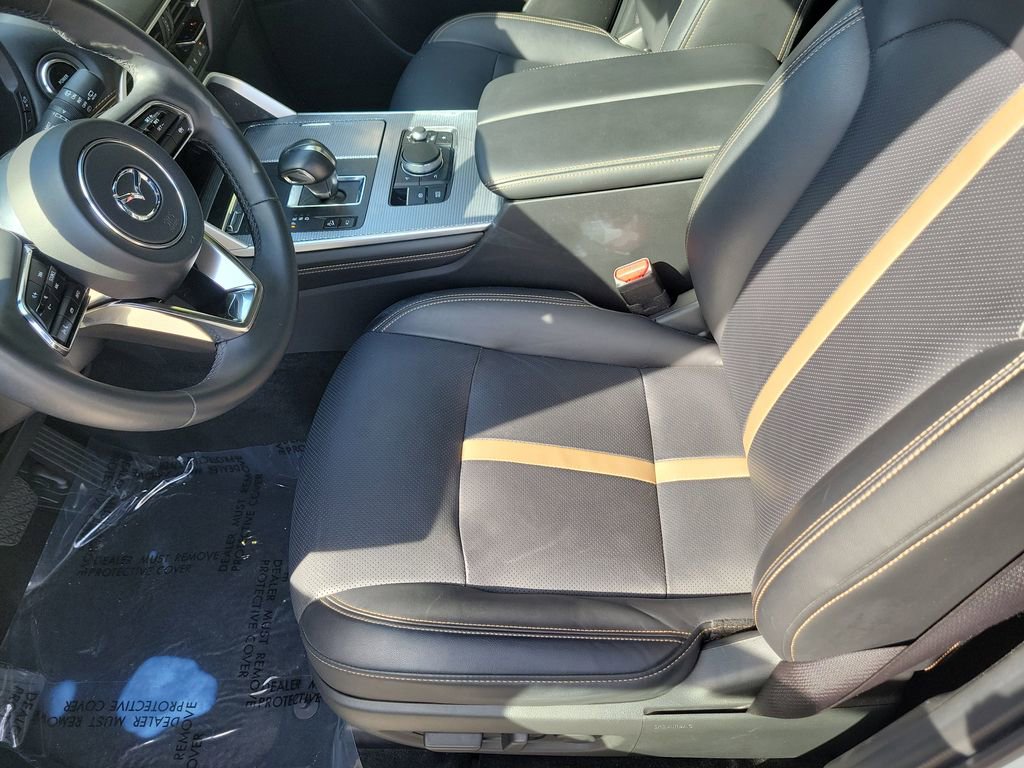 Used 2024 MAZDA CX-90 Plug-In Hybrid w/ Premium Plus image 22