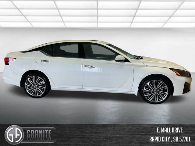 New 2025 Nissan Altima 2.5 SL image 4