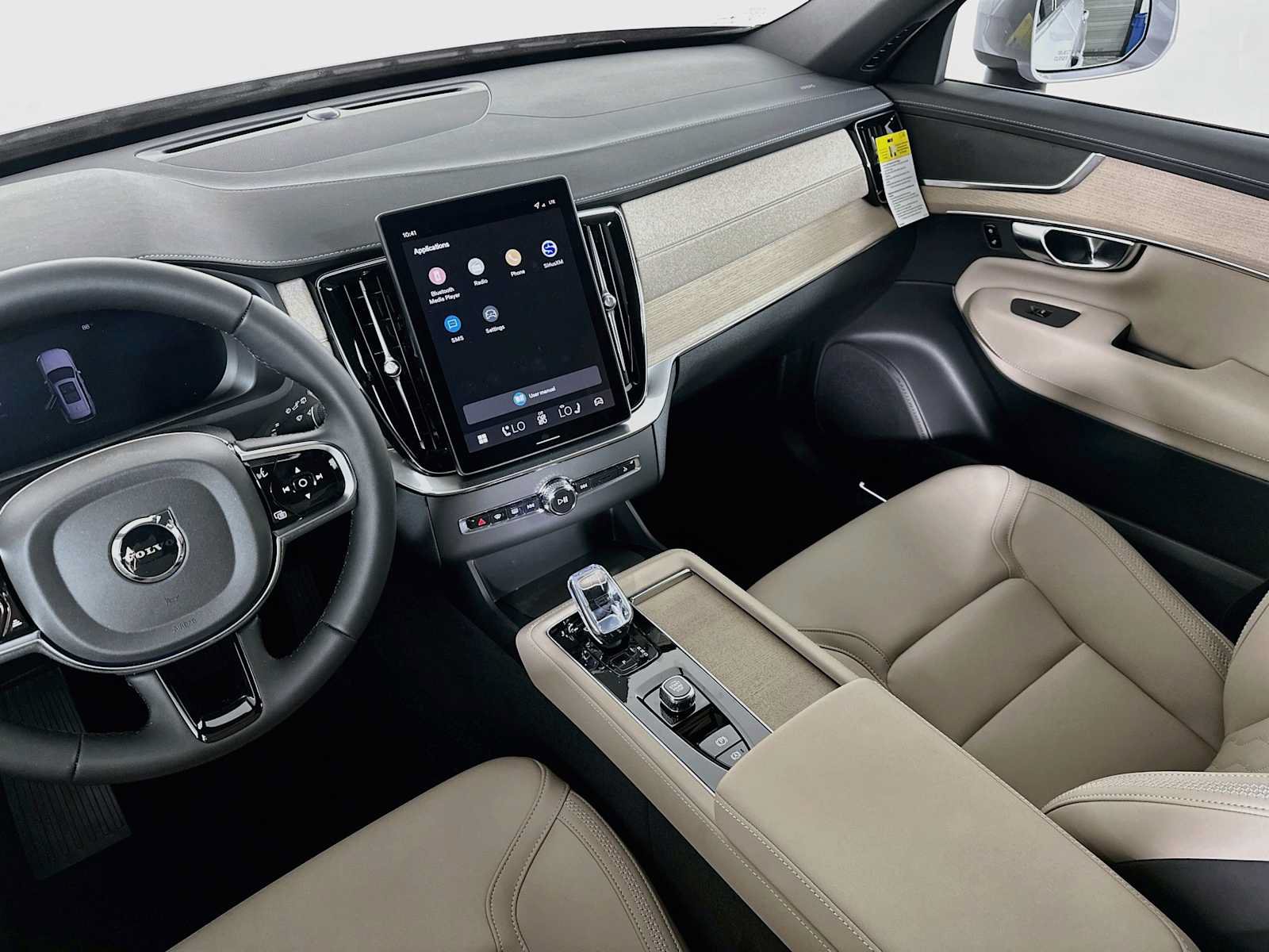 New 2026 Volvo XC90 B5 Plus AWD/4WD image 21