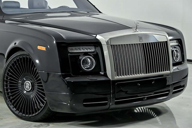 Used 2008 Rolls-Royce Phantom Drophead Coupe RWD image 3