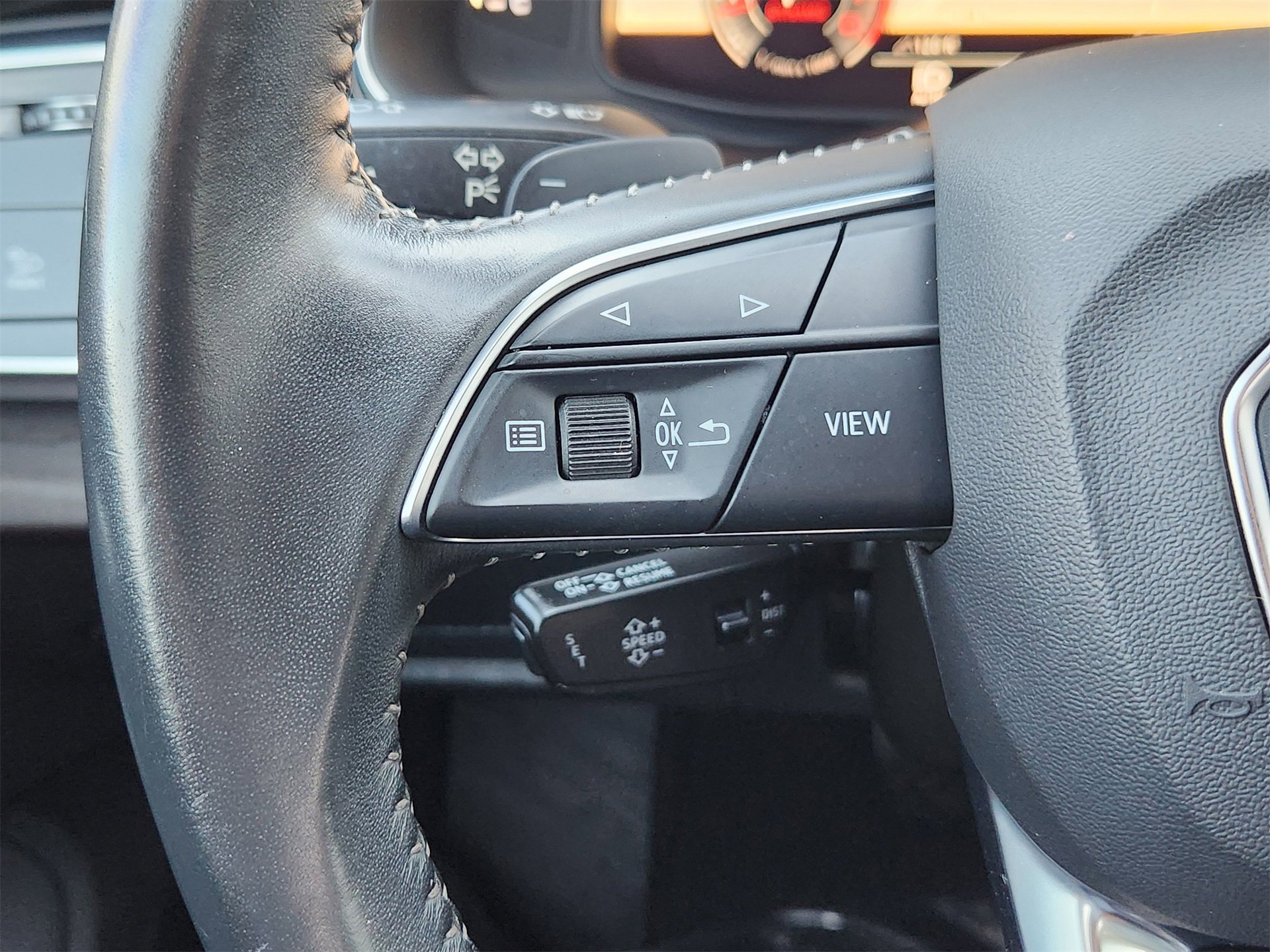 Used 2020 Audi Q8 Prestige w/ Prestige Package image 28