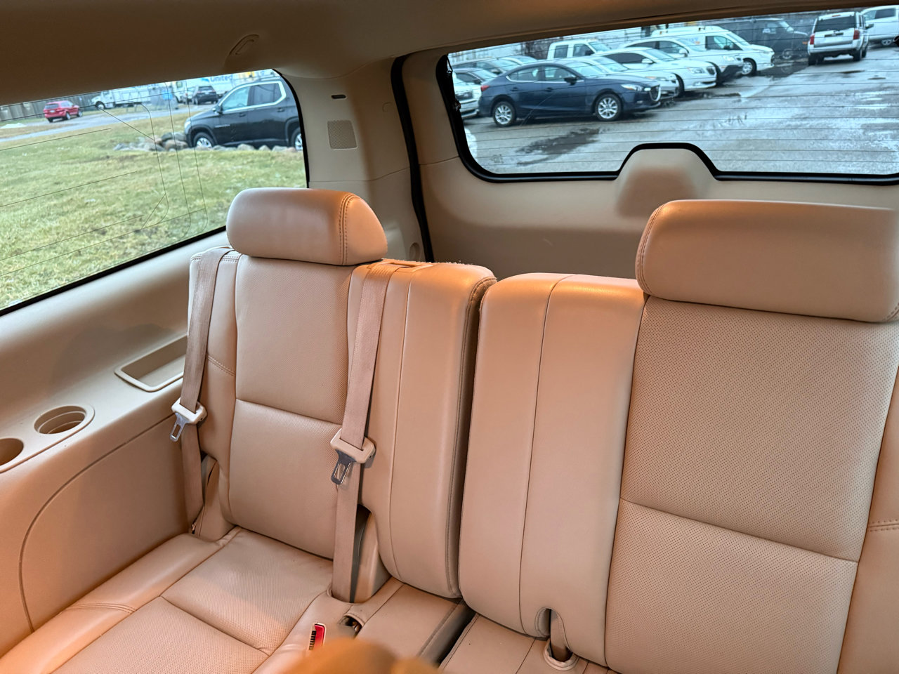 Used 2009 Cadillac Escalade ESV AWD image 17