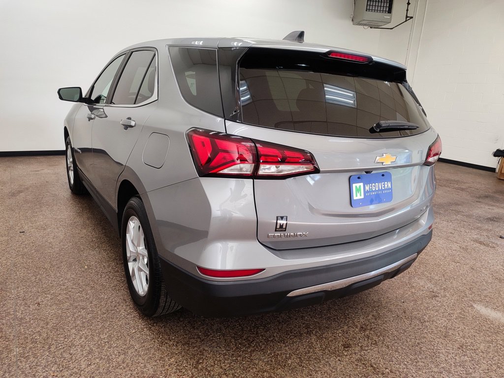Used 2023 Chevrolet Equinox LT AWD/4WD image 3