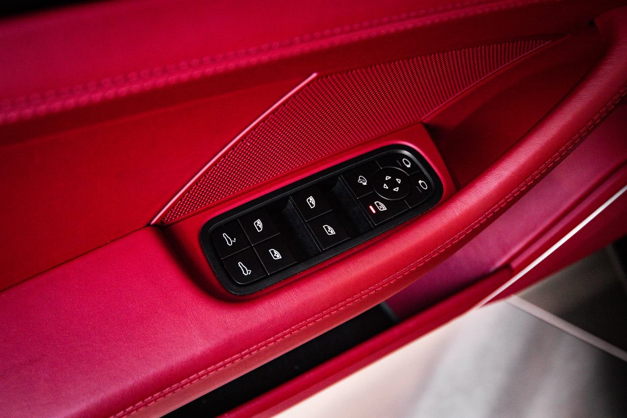Certified 2022 Porsche Panamera GTS AWD/4WD image 21