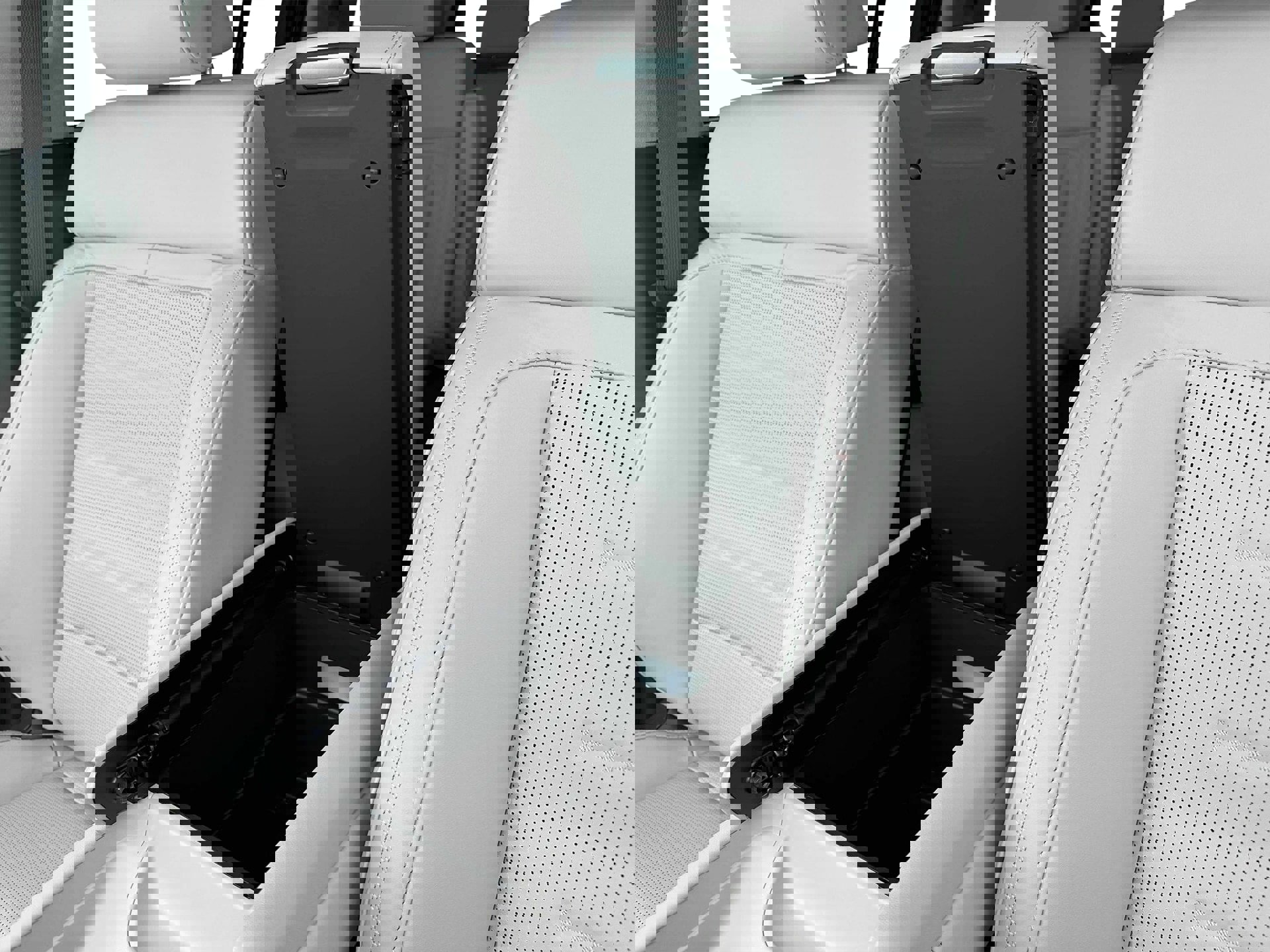 New 2024 Hyundai Santa Fe Calligraphy image 18