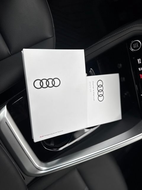 Certified 2025 Audi Q5 Premium w/ Convenience Package AWD/4WD image 16