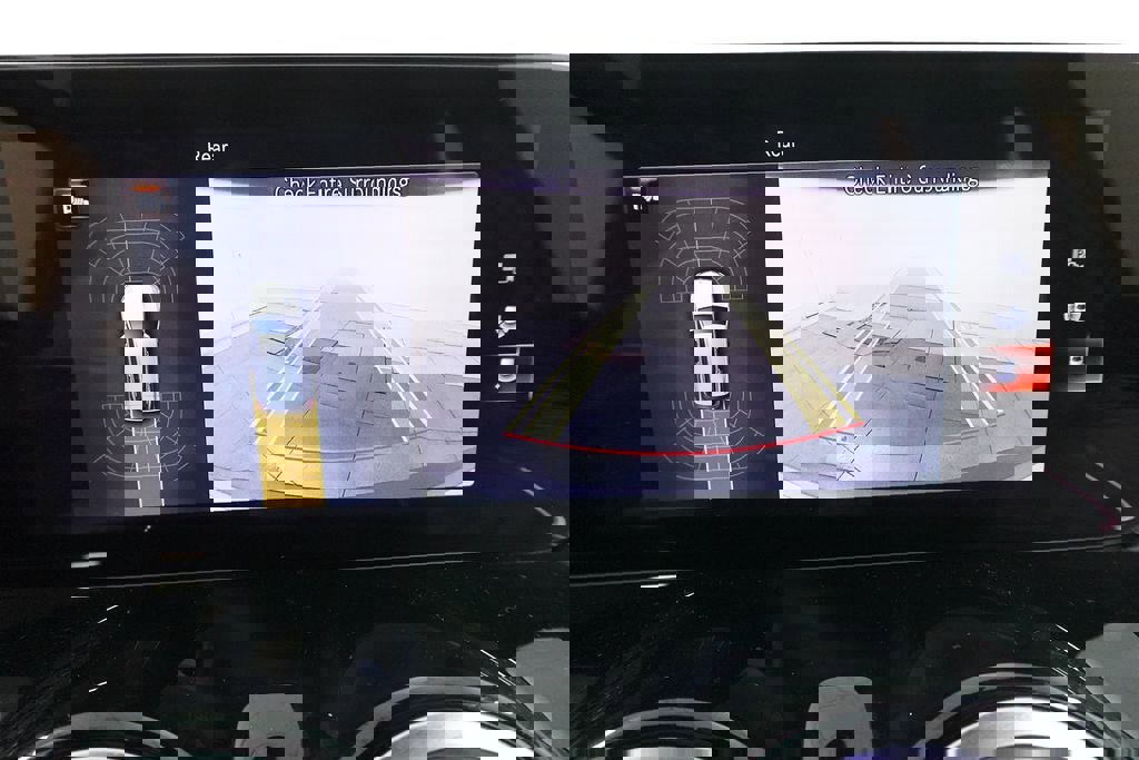 Used 2023 Mercedes-Benz EQB 300 4MATIC w/ Exclusive Package image 19