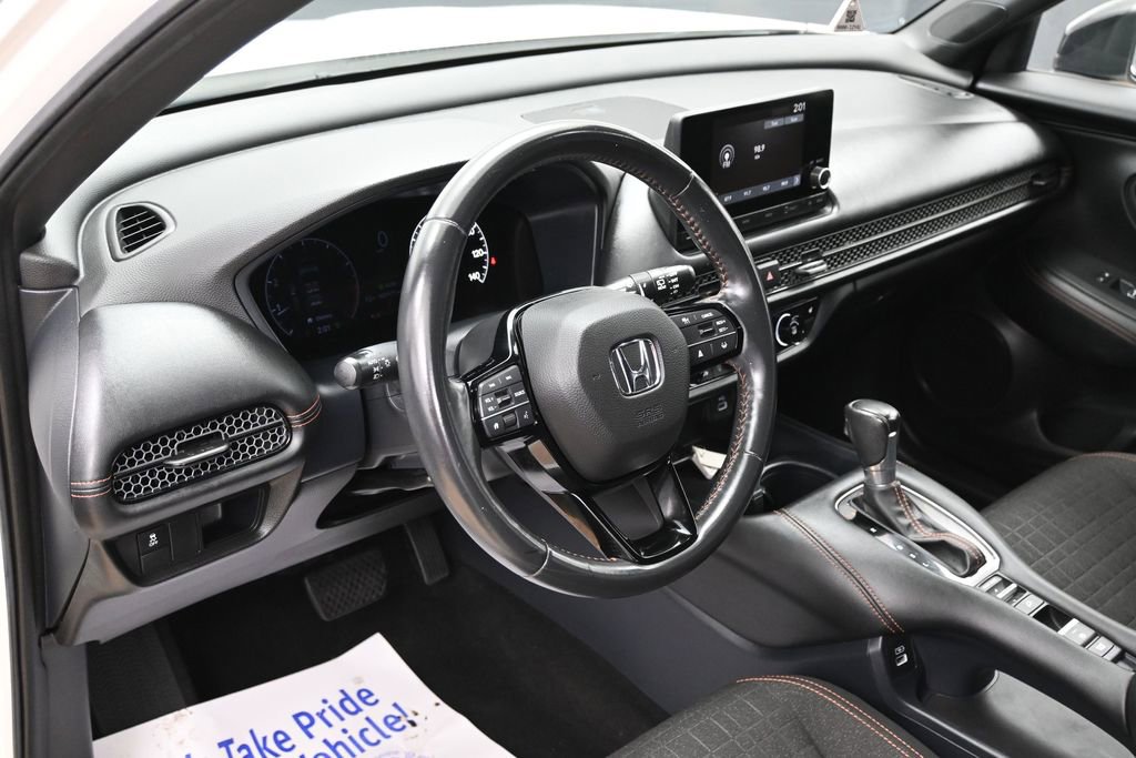 Used 2023 Honda HR-V Sport image 17