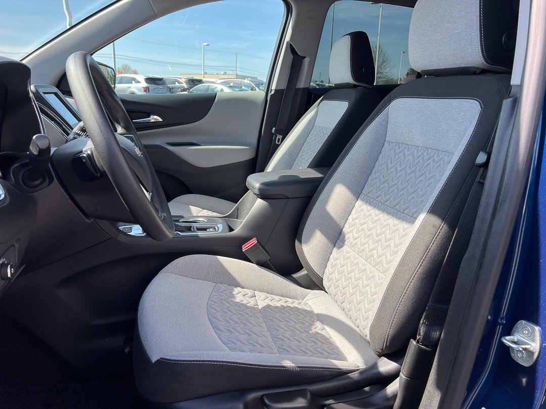 Used 2023 Chevrolet Equinox LS image 13