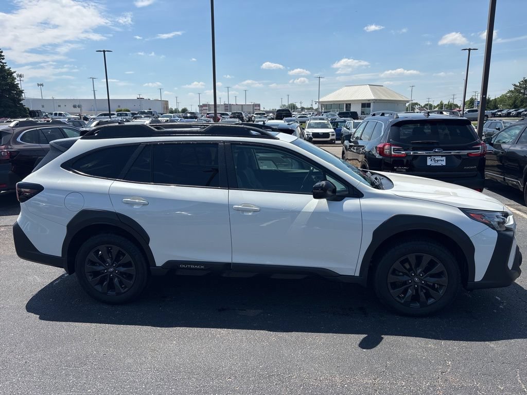Certified 2025 Subaru Outback Onyx Edition w/ Popular Package #2 AWD/4WD image 2