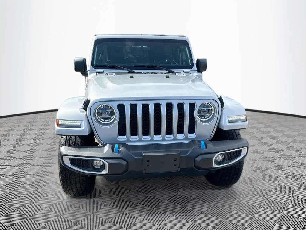Certified 2022 Jeep Wrangler Unlimited Sahara w/ Cold Weather Group AWD/4WD image 2