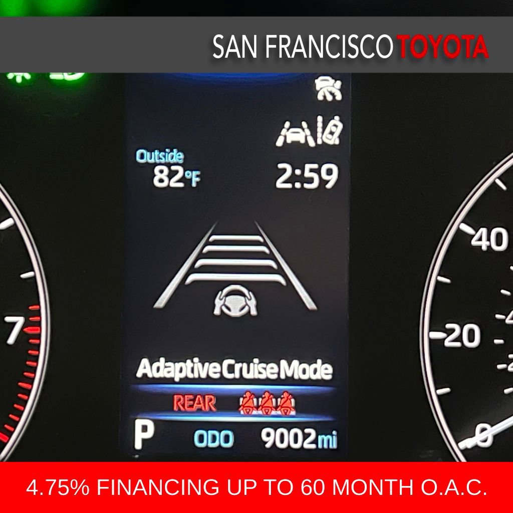 Certified 2023 Toyota Corolla Cross LE image 33