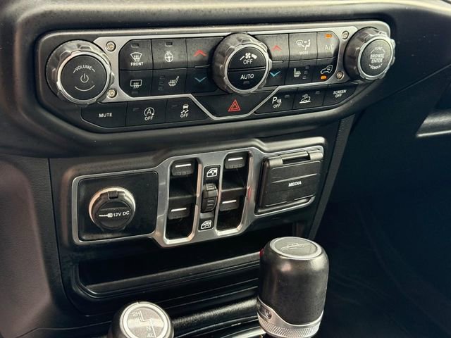 Used 2022 Jeep Gladiator Overland image 20