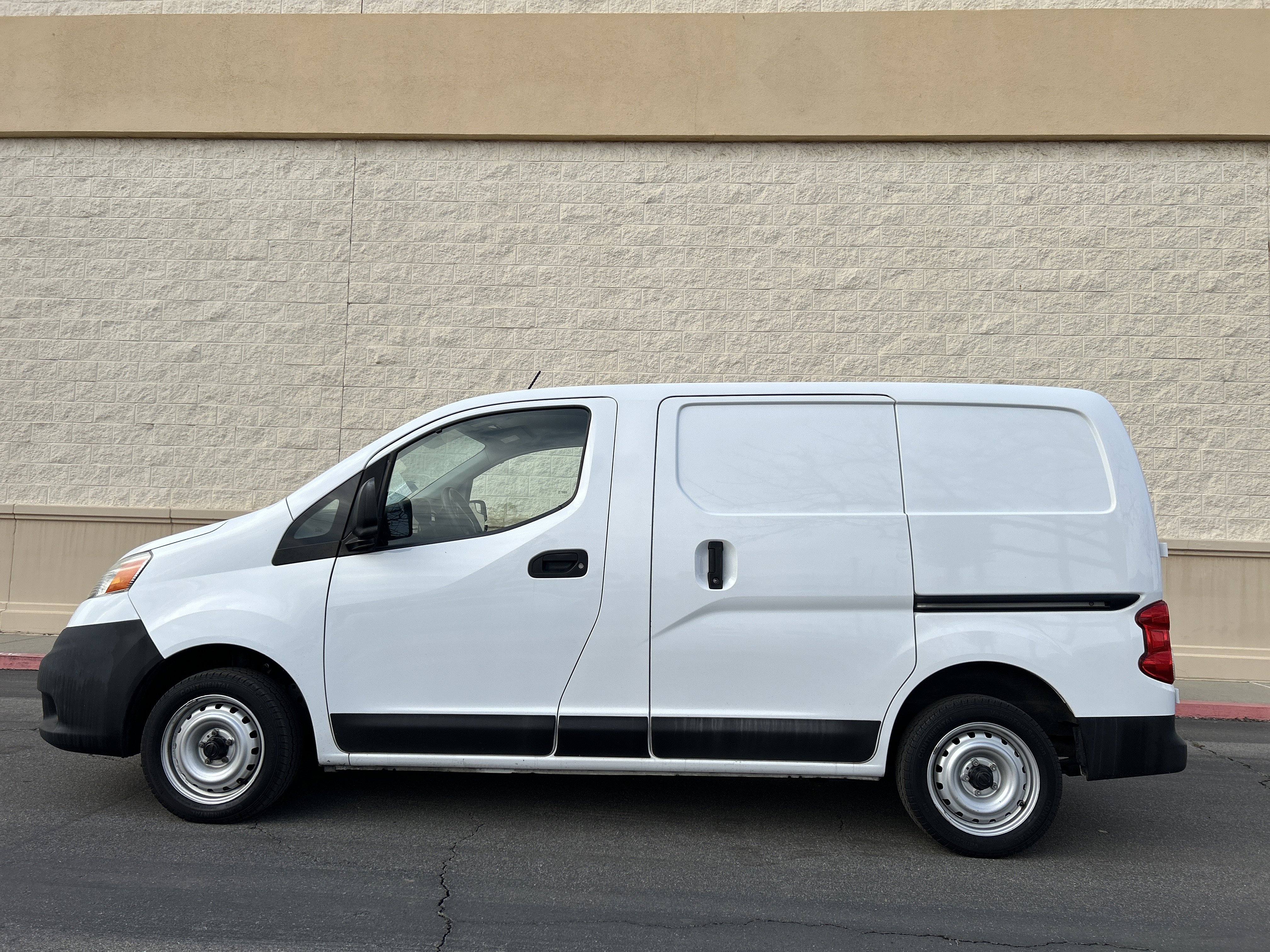 Used 2019 Nissan NV200 S image 3