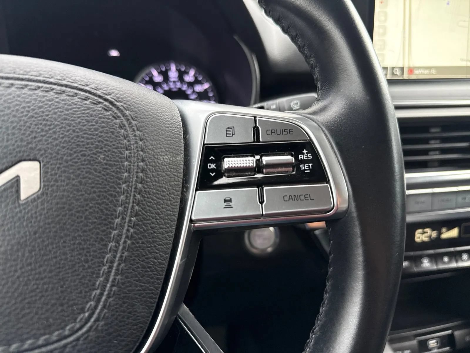 Used 2022 Kia Telluride LX AWD/4WD image 18