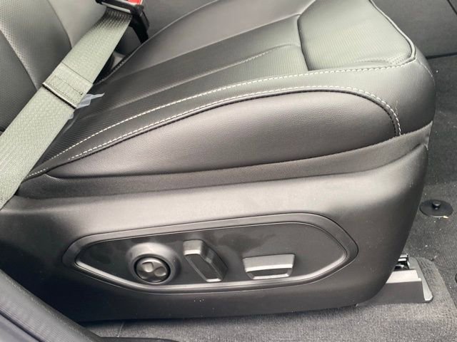 New 2025 Jeep Grand Cherokee L Limited w/ Luxury Tech Group II AWD/4WD image 30