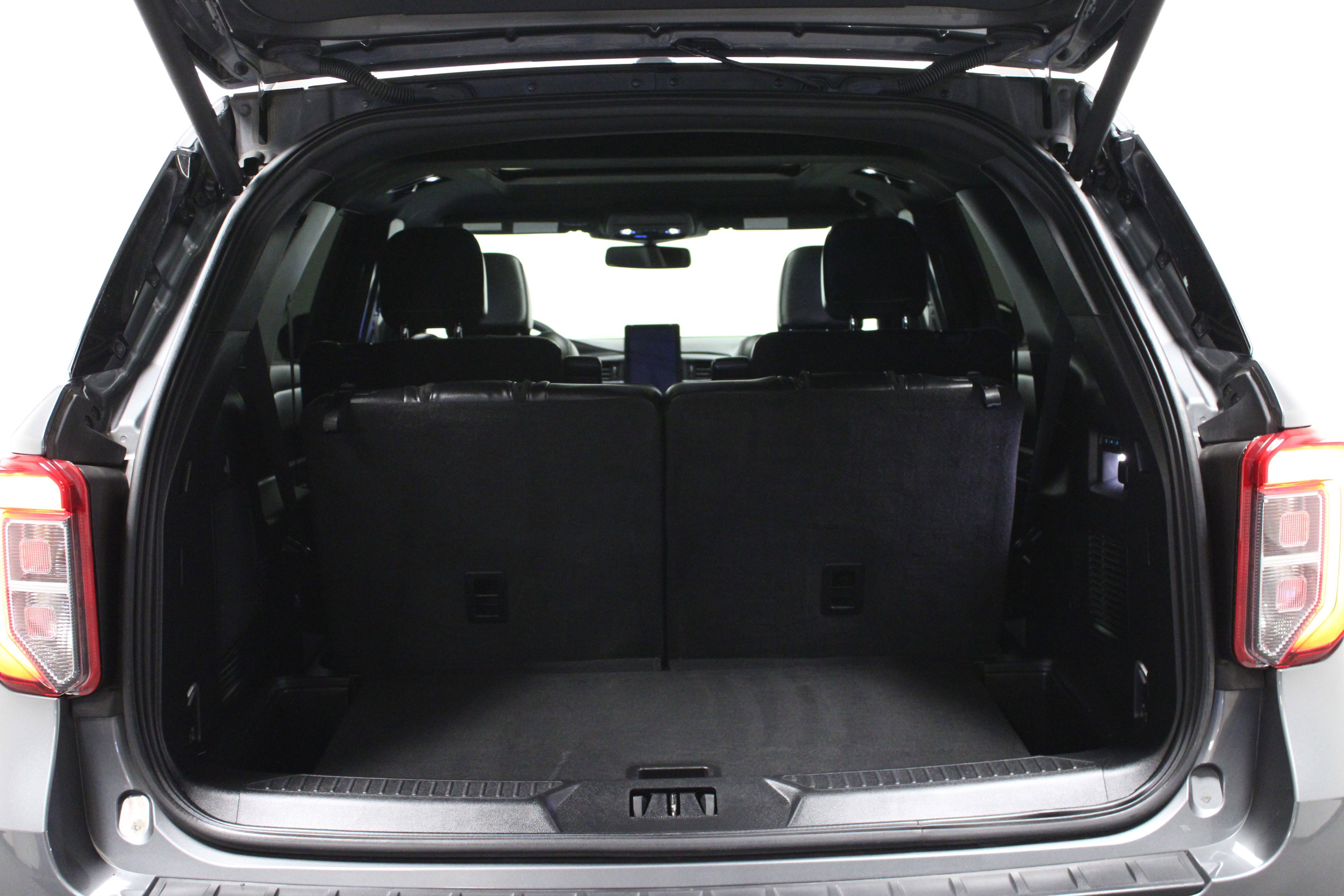 Used 2023 Ford Explorer ST w/ Equipment Group 401A image 15