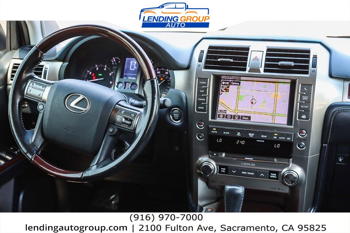 Used 2018 Lexus GX 460 Premium w/ Premium Package image 12