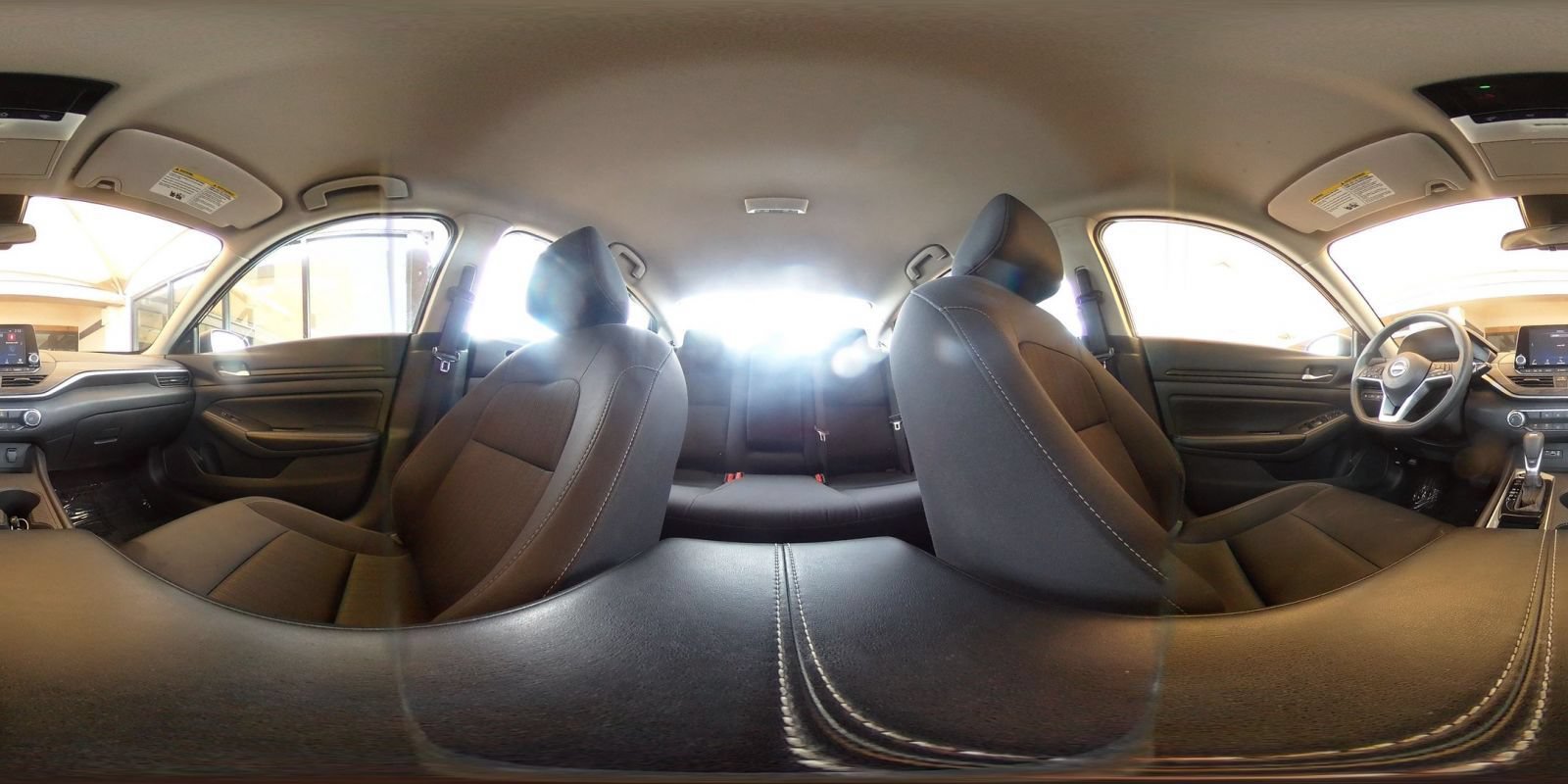 Used 2025 Nissan Altima 2.5 SV FWD image 41