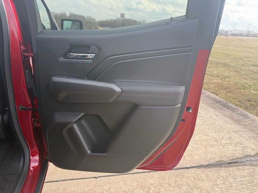 Used 2026 Chevrolet Colorado Z71 w/ Technology Package image 14