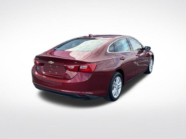 Used 2017 Chevrolet Malibu LT FWD image 15