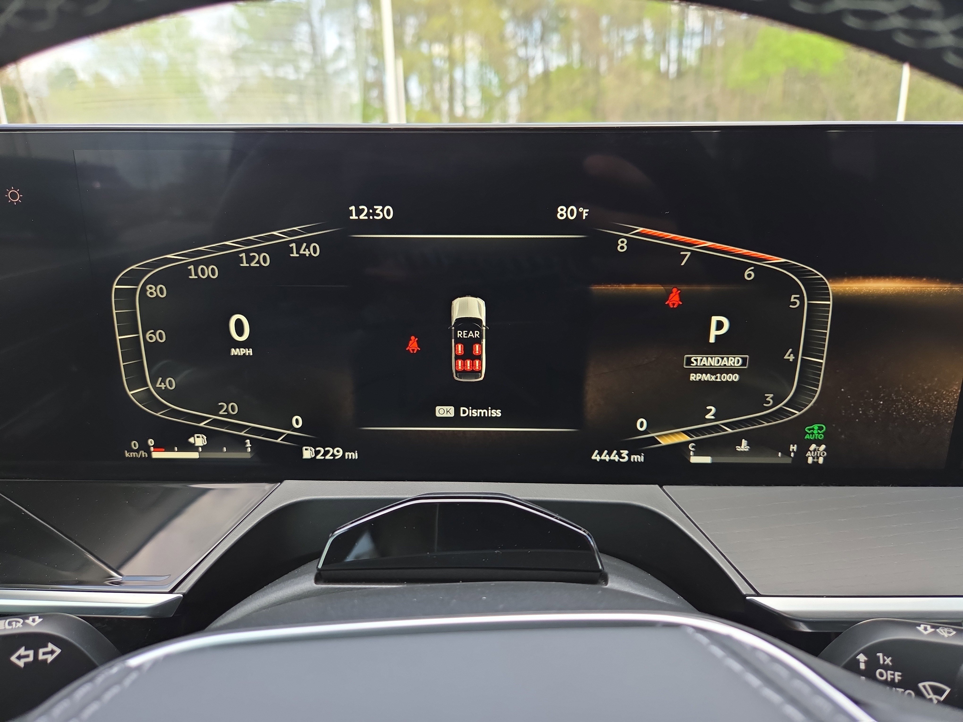 Used 2025 INFINITI QX80 Sensory image 15