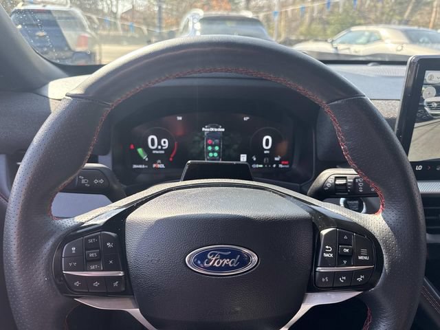 Used 2025 Ford Explorer ST-Line AWD/4WD image 32