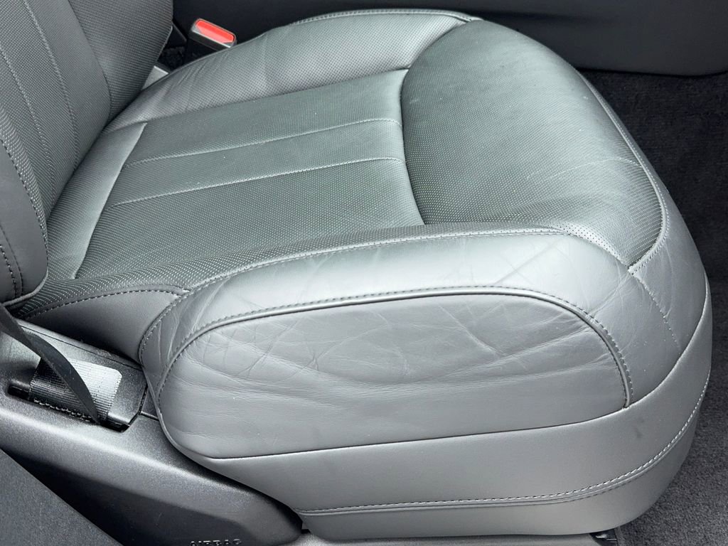 Used 2024 Land Rover Range Rover Sport SE image 46