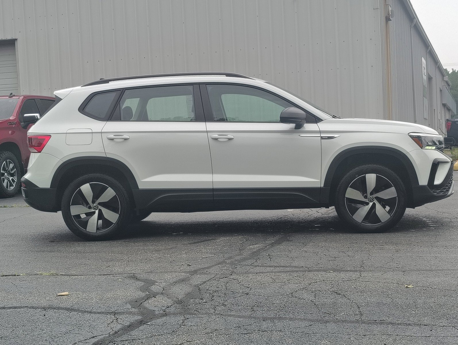 Used 2024 Volkswagen Taos S AWD/4WD image 26