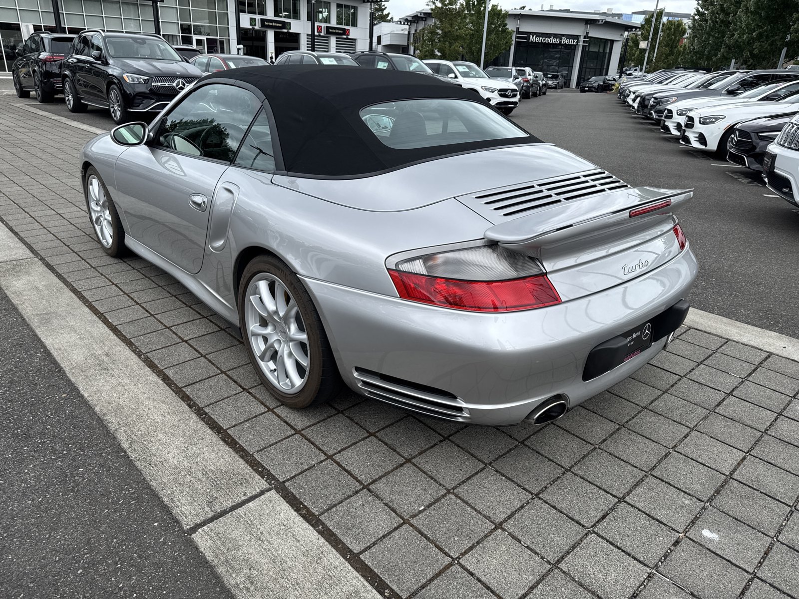 Used 2004 Porsche 911 Turbo AWD/4WD image 7