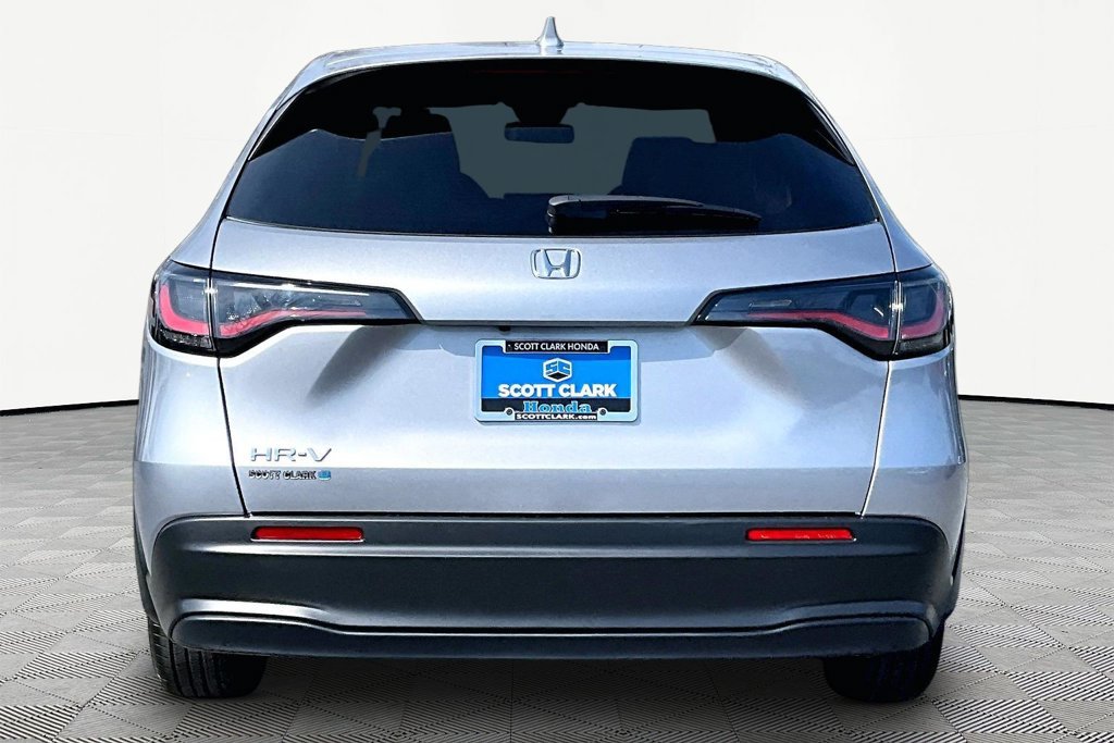 New 2027 Honda HR-V LX image 4