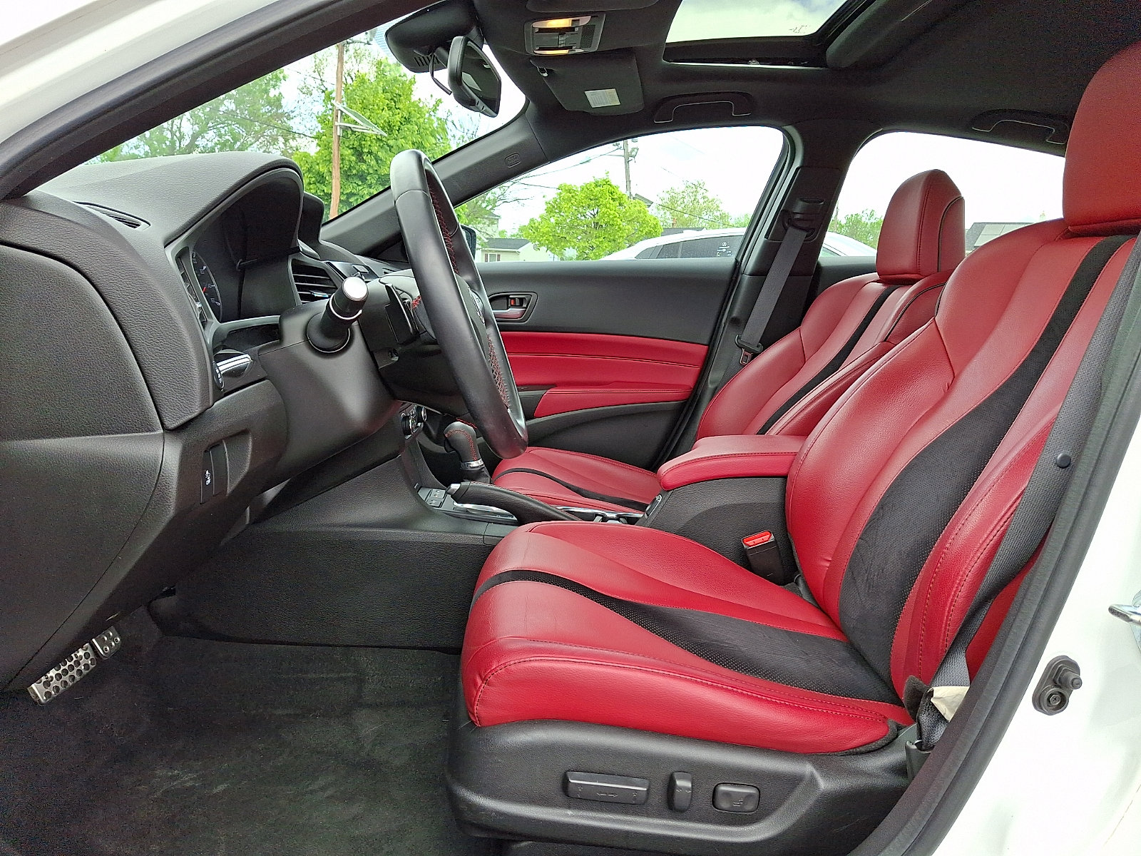 Used 2021 Acura ILX FWD image 13