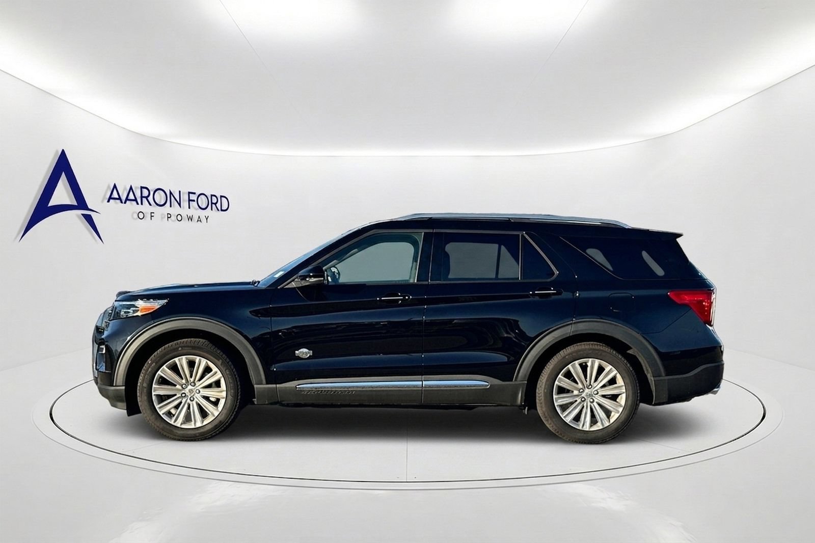 New 2024 Ford Explorer King Ranch w/ Technology Package RWD image 2