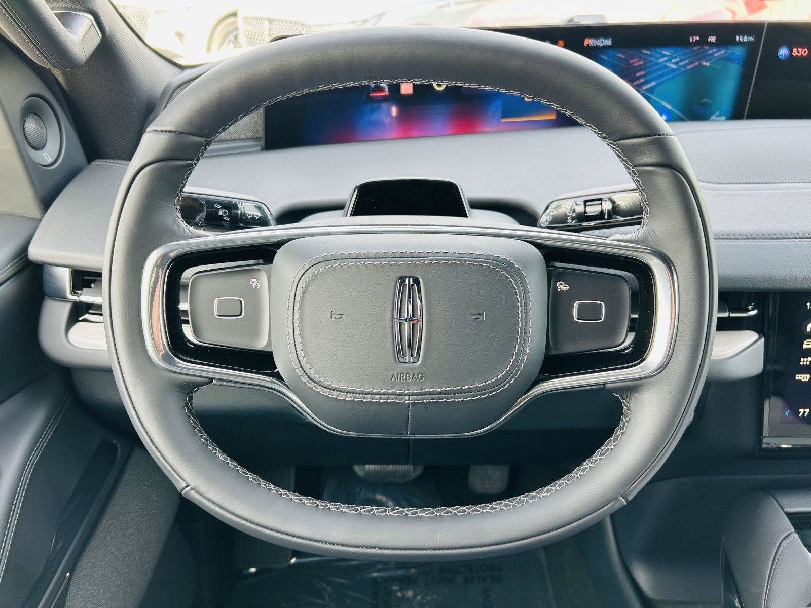 New 2026 Lincoln Navigator Reserve w/ Jet Appearance Package AWD/4WD image 26
