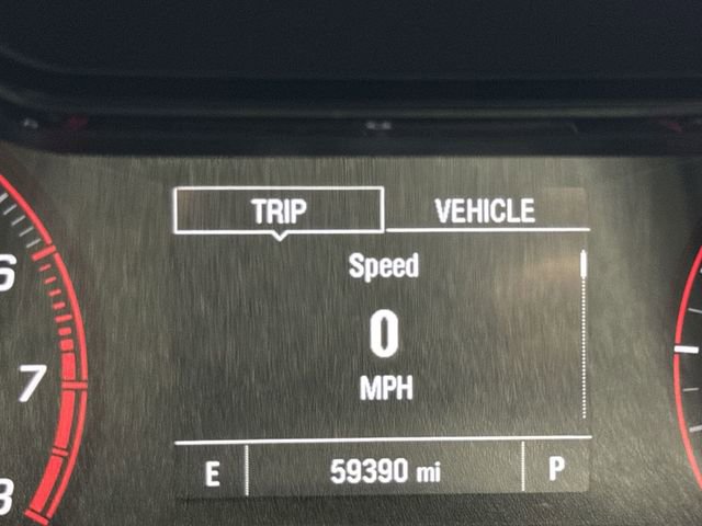 Used 2024 Chevrolet Trax RS w/ Sunroof Package image 16